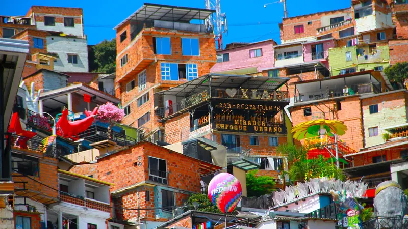 Colourful hillside buildings and street art in Medellín’s Comuna 13
